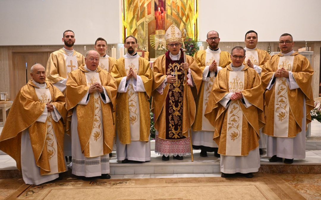 El don de la esperanza. Ordenaciones diaconales en Polonia