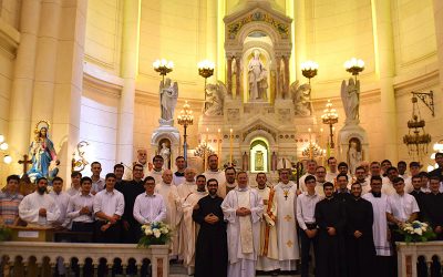 Un signe d’espérance pour l’Église : profession solennelle et ordination diaconale de Diego Correa, Sch. P.